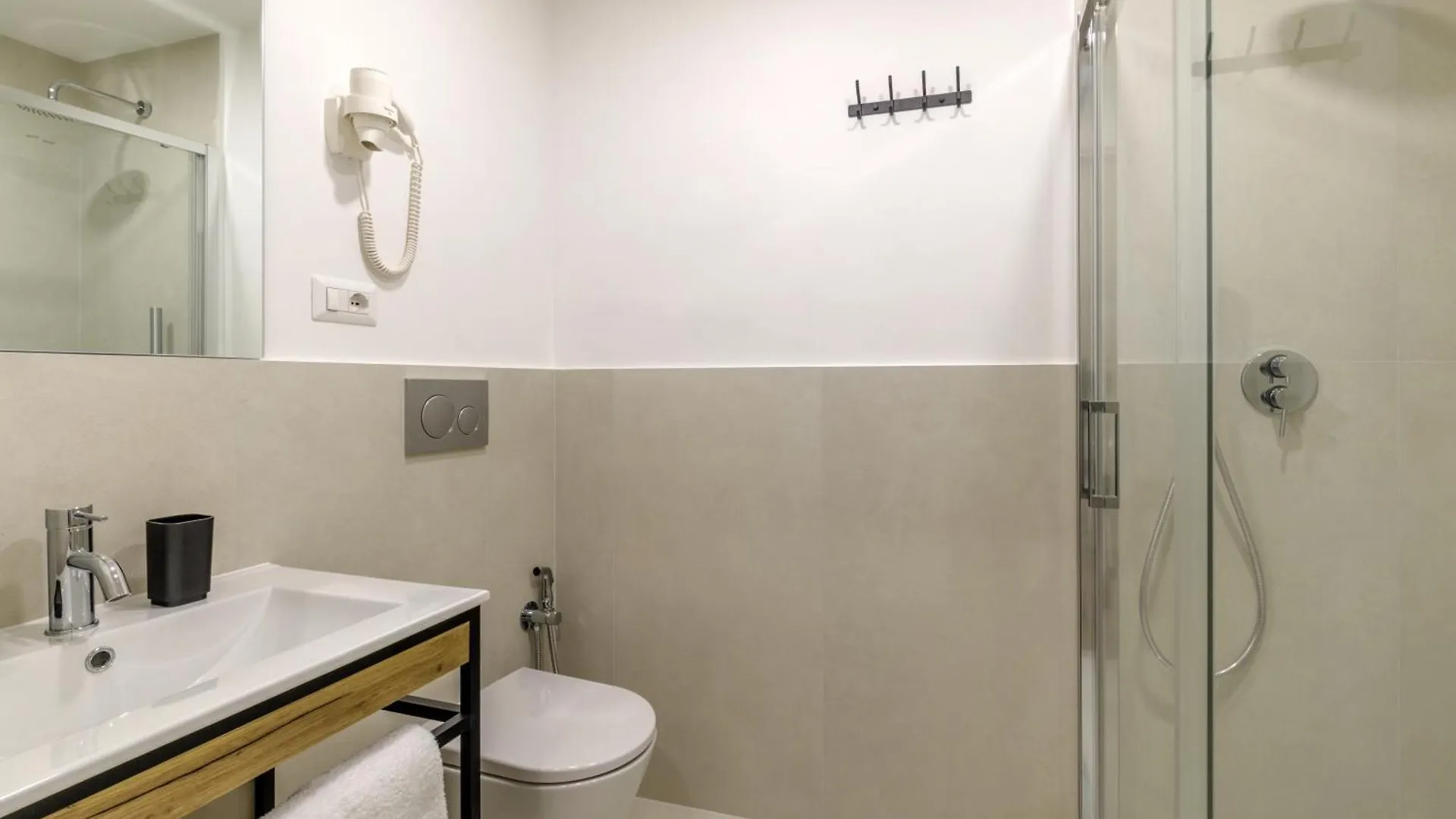 Remember Vatican Apartment Rom