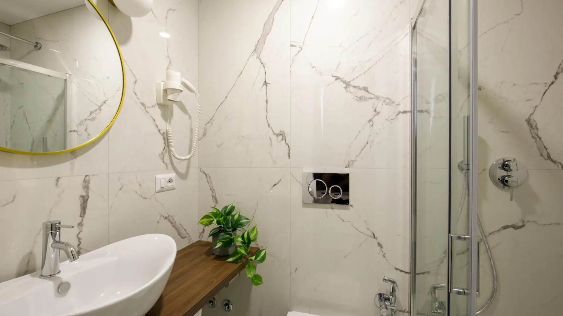 Remember Vatican Apartment Rom