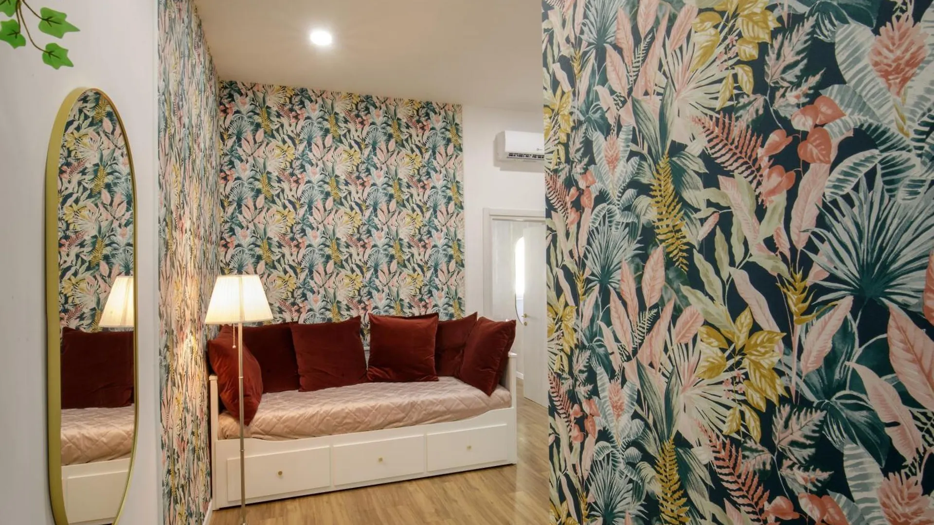 Remember Vatican Apartment Rom Italien